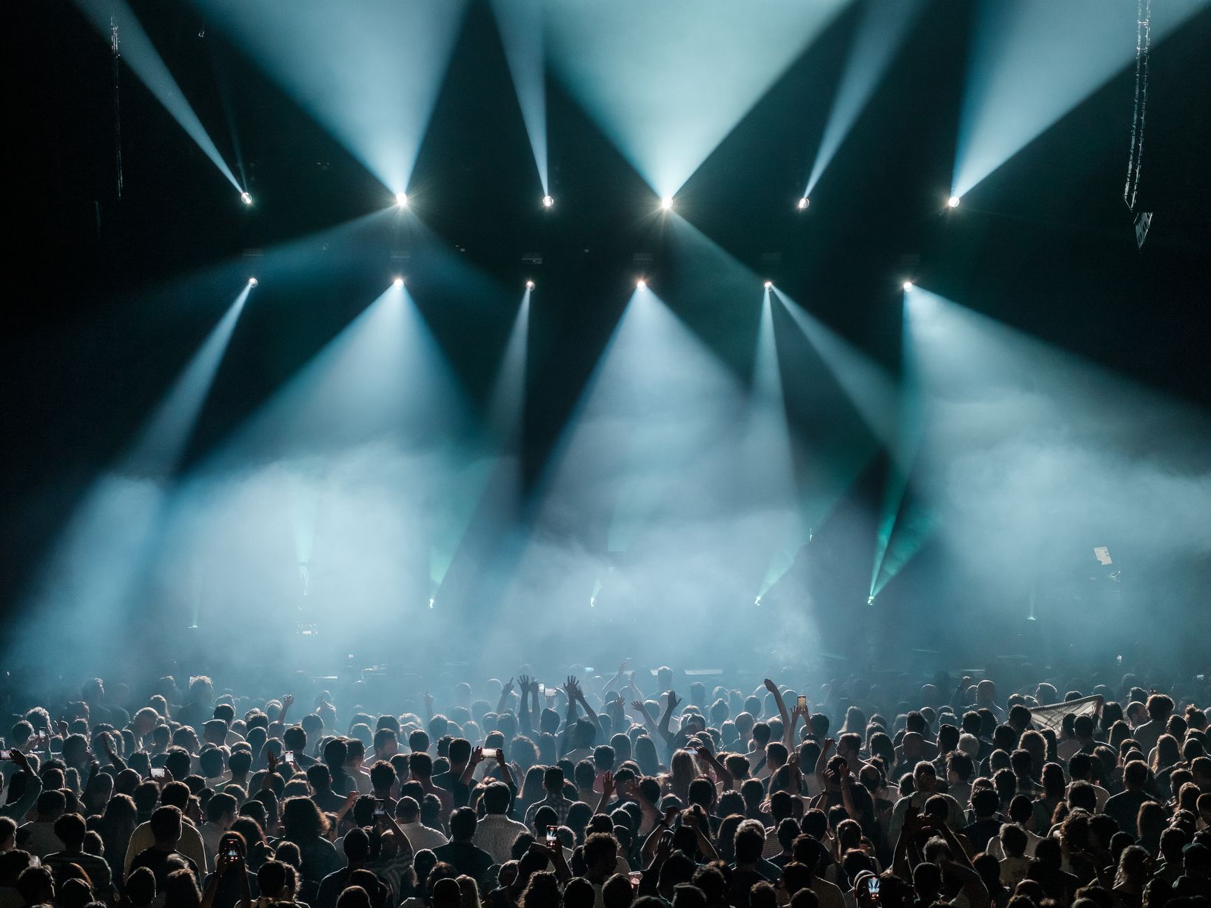 Concert Limousine & Shuttle in Toronto